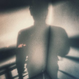 Schatten eines Mannes.