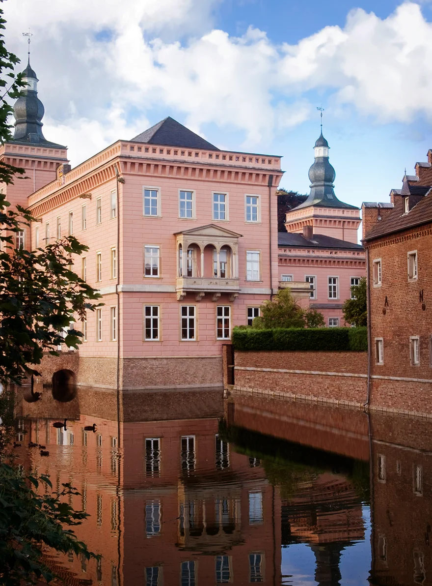 Libermenta Klinik Schloss Gracht von außen